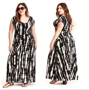Torrid Black White Tie Dye Shirred Maxi Dress